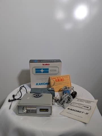 Kako Kakonet-II Transistorized Electronic Flash Unit Vintage Grey — photo 2 of 3