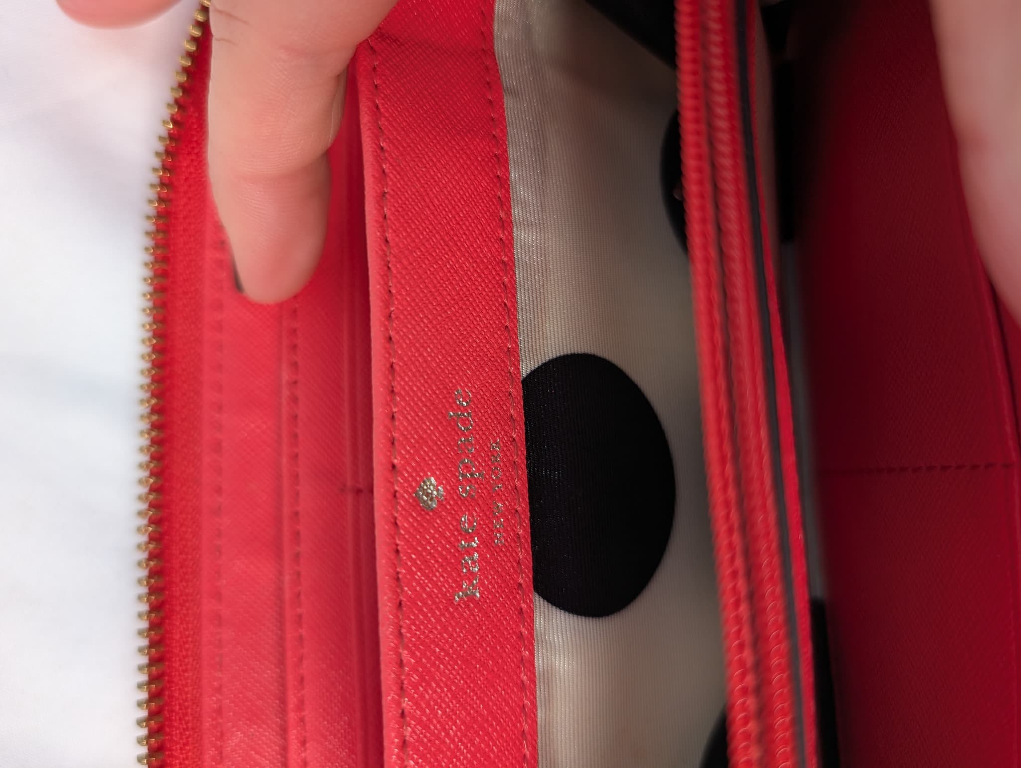 Kate Spade New York Saffiano Leather Zip Around Continental Wallet Red — photo 6 of 10
