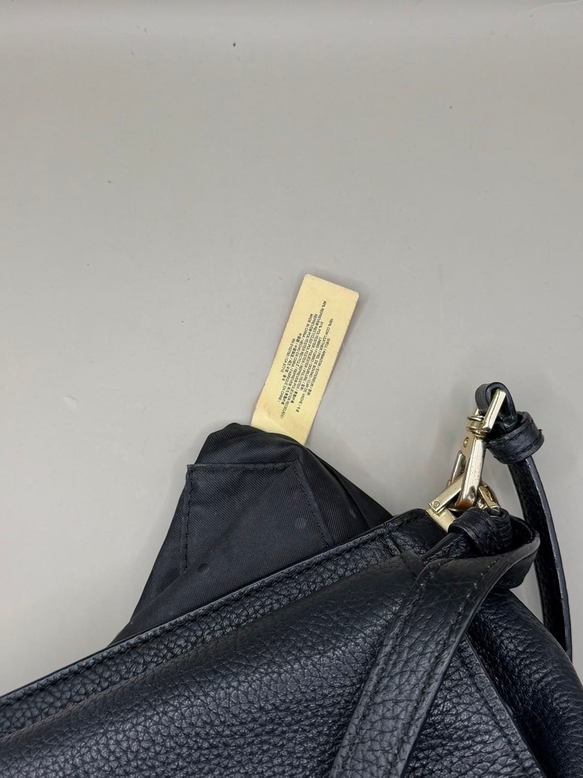 Kate Spade Pebbled Leather Crossbody Bag Black Gold Bar Detail — photo 2 of 4