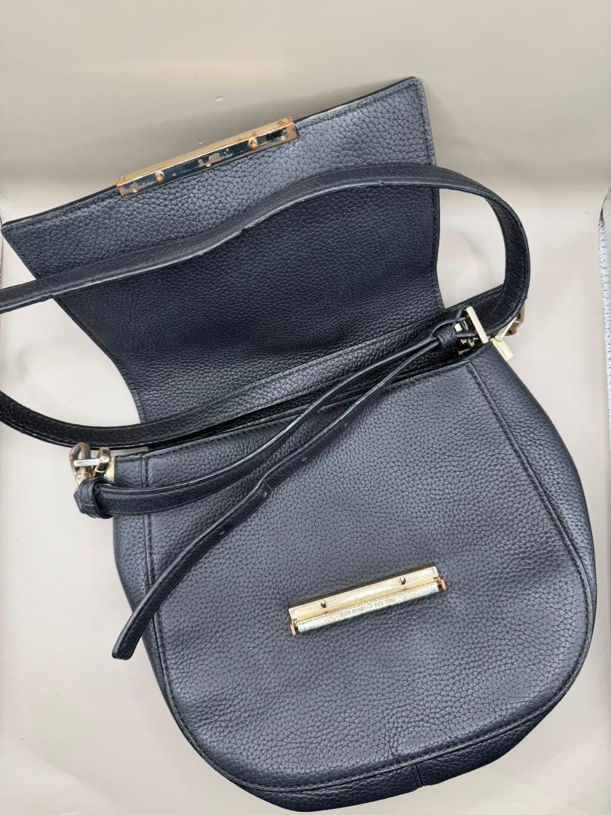 Kate Spade Pebbled Leather Crossbody Bag Black Gold Bar Detail — photo 3 of 4
