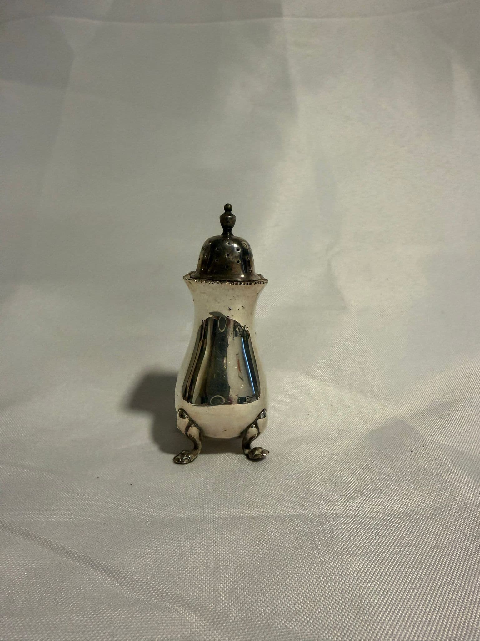 Kingsway Plate Silver Plated Footed Shaker Vintage — photo 3 of 7