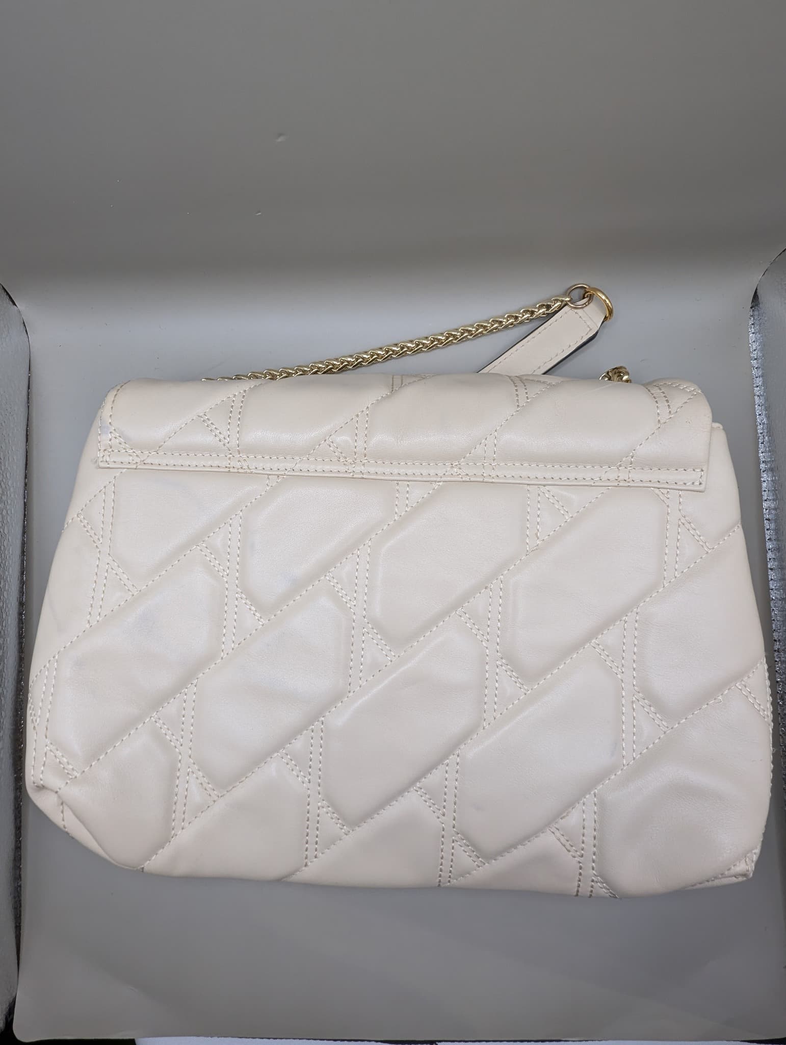 Kurt Geiger London Kensington Quilted Leather Shoulder Bag Off-White — photo 4 of 9
