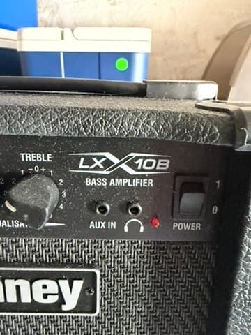 Laney LX10B Bass Amplifier Compact Practice Amp Black — photo 3 of 4