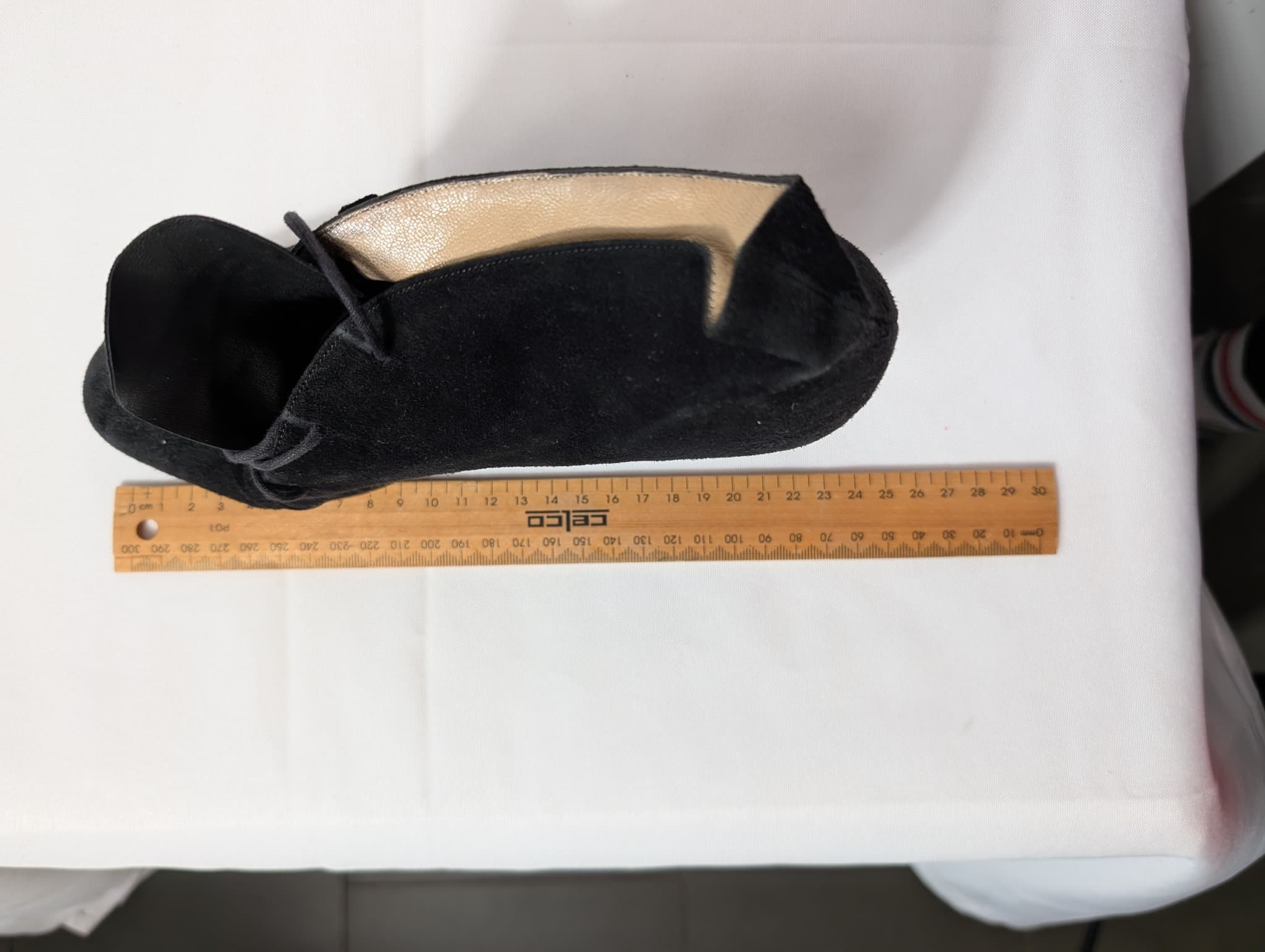 Laure Bassal Paris Vintage Suede Lace-Up Oxford Heels Black Size 6.5 — photo 9 of 9