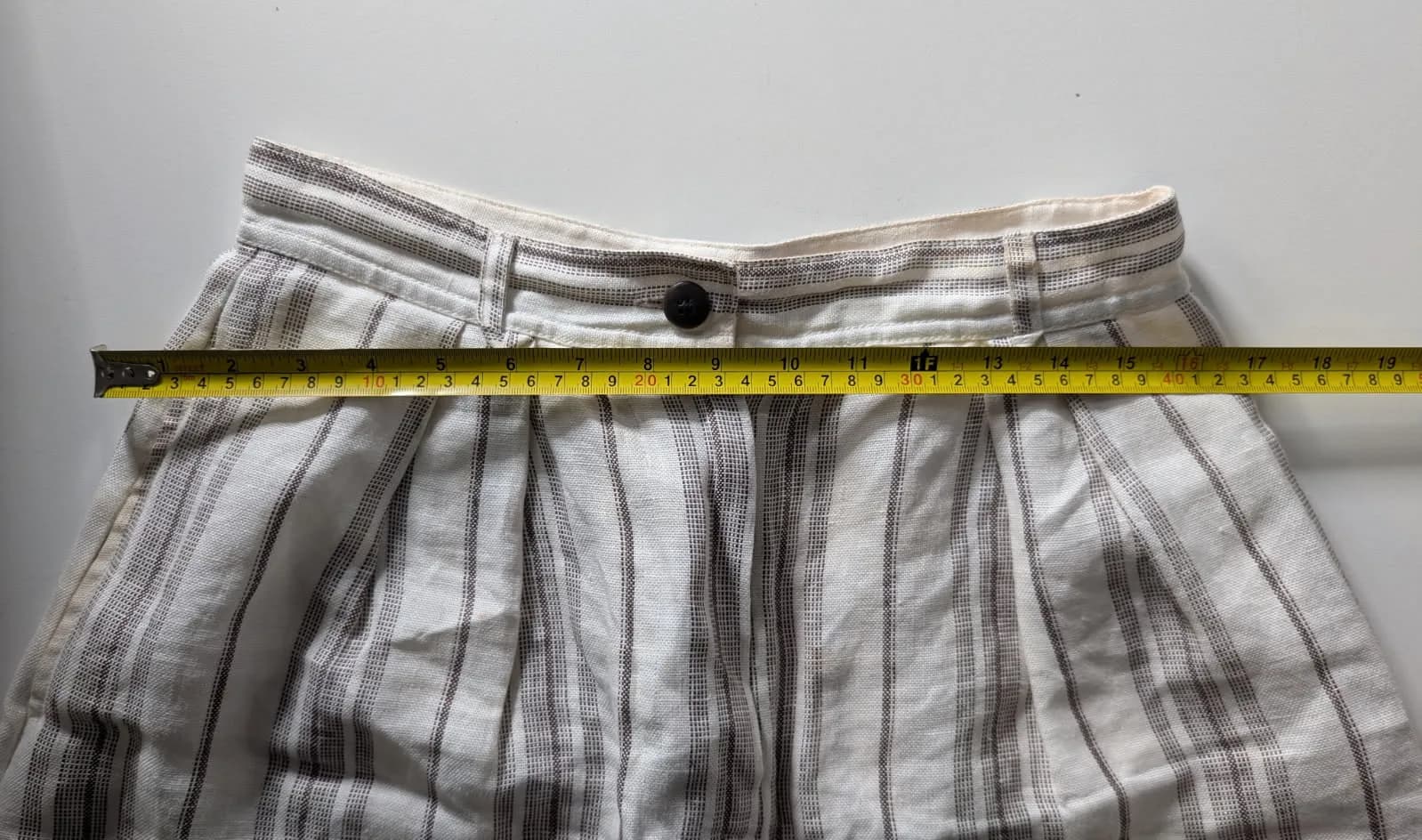 Lee Mathews Women's High-Waisted Striped Linen Shorts — photo 5 of 7
