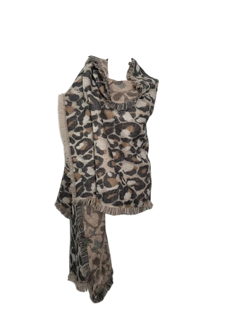 Leopard Print Fringed Blanket Scarf - Soft Oversized Wrap — photo 1 of 7