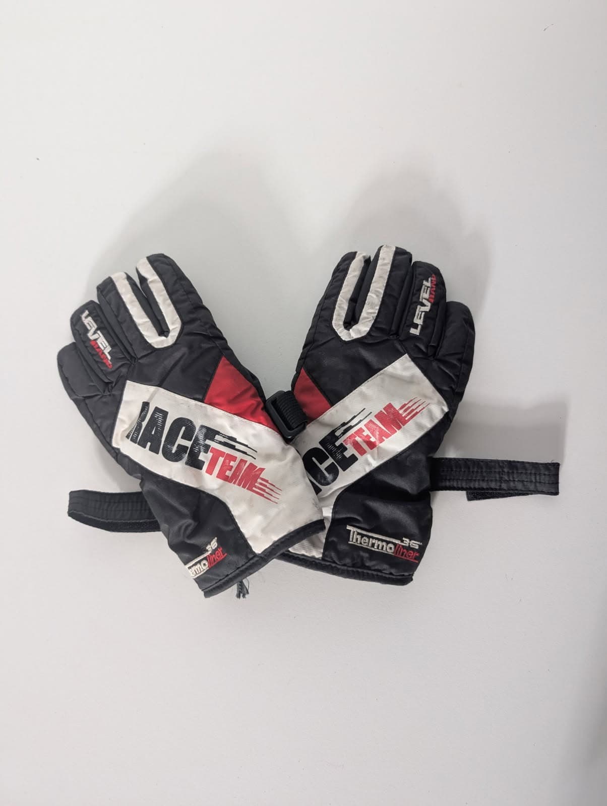 Level Race Team Thermo-Plus Ski Gloves - Black/White/Red — photo 1 of 5