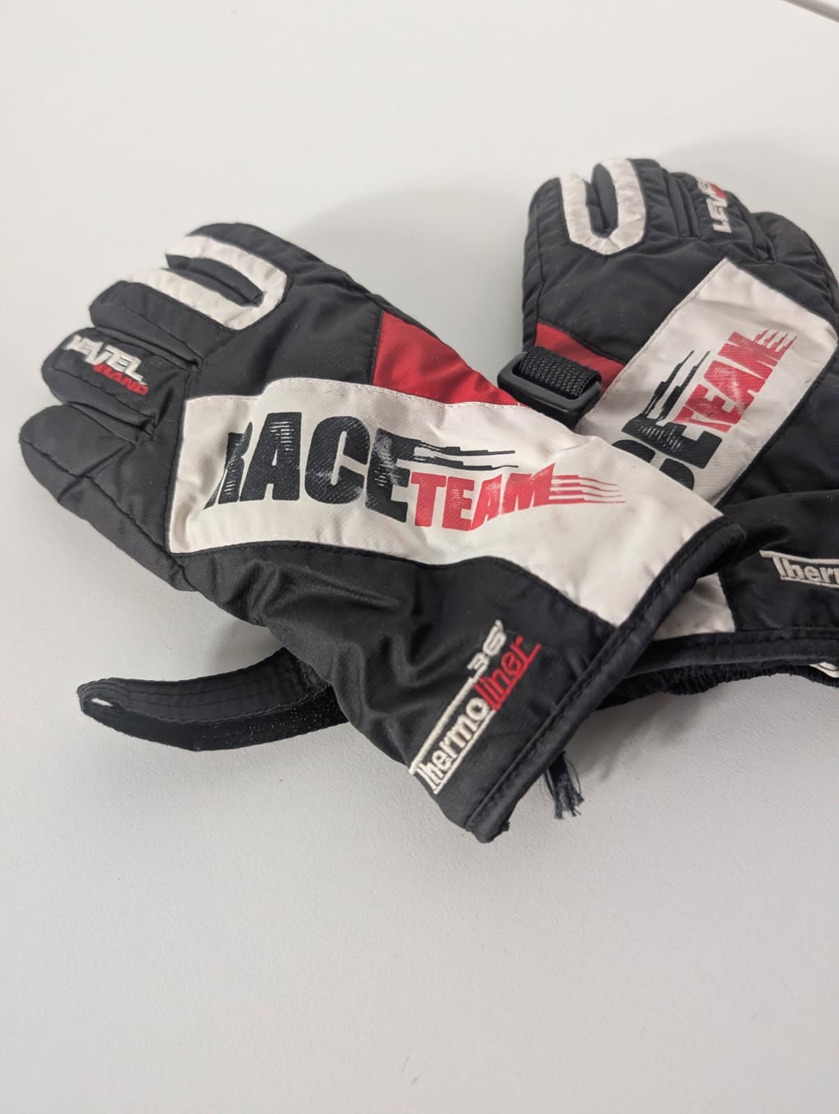 Level Race Team Thermo-Plus Ski Gloves - Black/White/Red — photo 4 of 5