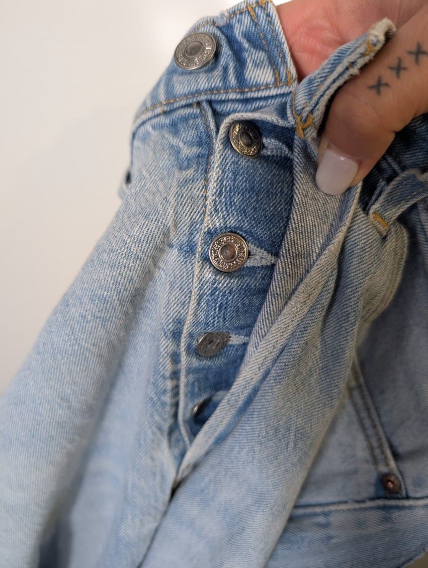 Levi's 501 Original Fit Distressed Light Wash Jeans - W30 L30 — photo 10 of 10