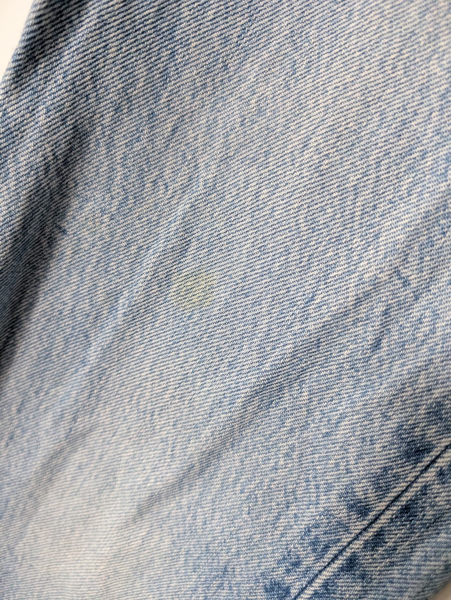 Levi's 550 Relaxed Fit Jeans Light Wash Women's Size 4 — photo 12 of 20