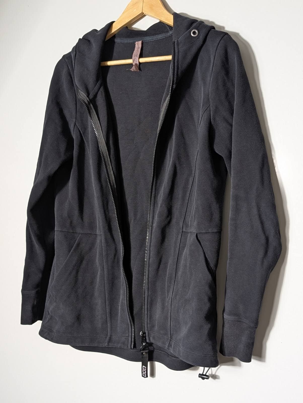 Lorna Jane Zip-Up Hoodie Black Women's Size S — photo 5 of 10