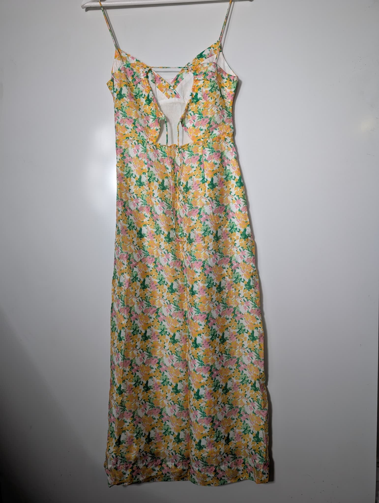 Lover Floral Spaghetti Strap Midi Dress Size 6 — photo 4 of 7