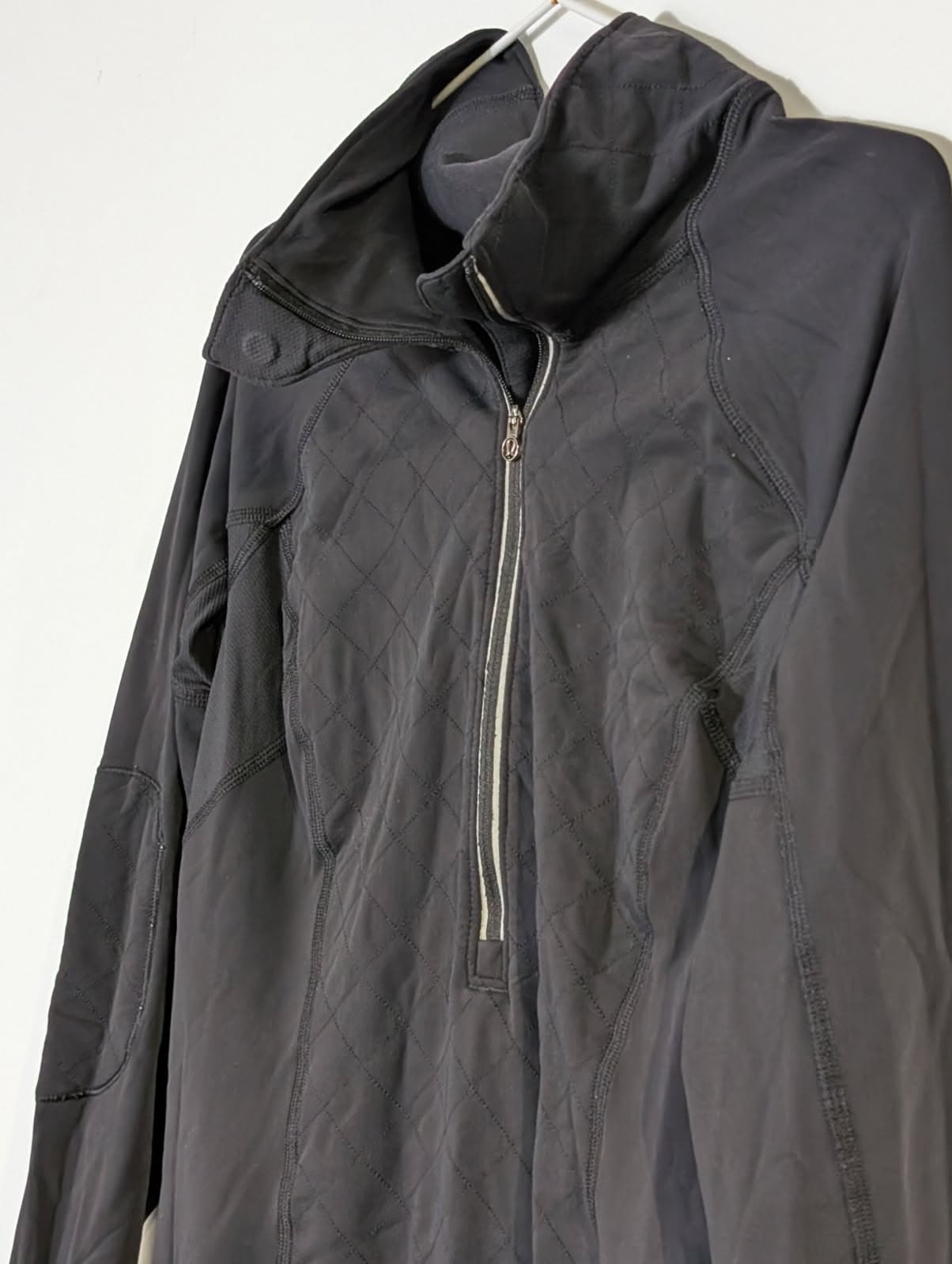 Lululemon Define Jacket - Quilted Elbow Patch Athletic Zip Up — photo 4 of 8