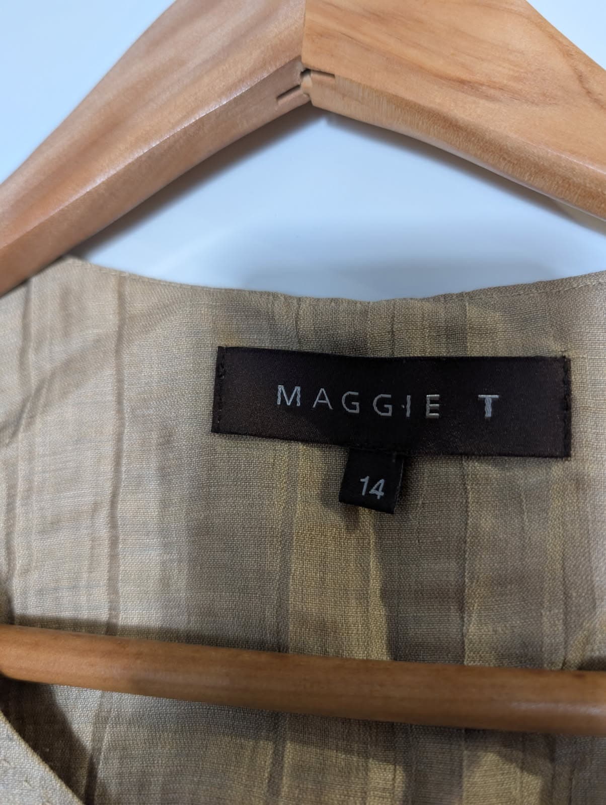 Maggie T Textured Open Front Cardigan Jacket - Beige Size 14 — photo 2 of 7