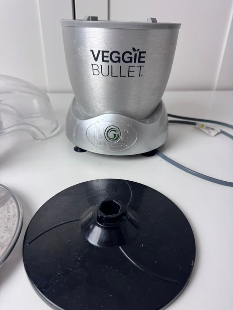 Magic Bullet Veggie Bullet Food Processor Base and Slicing Attachment — photo 4 of 7