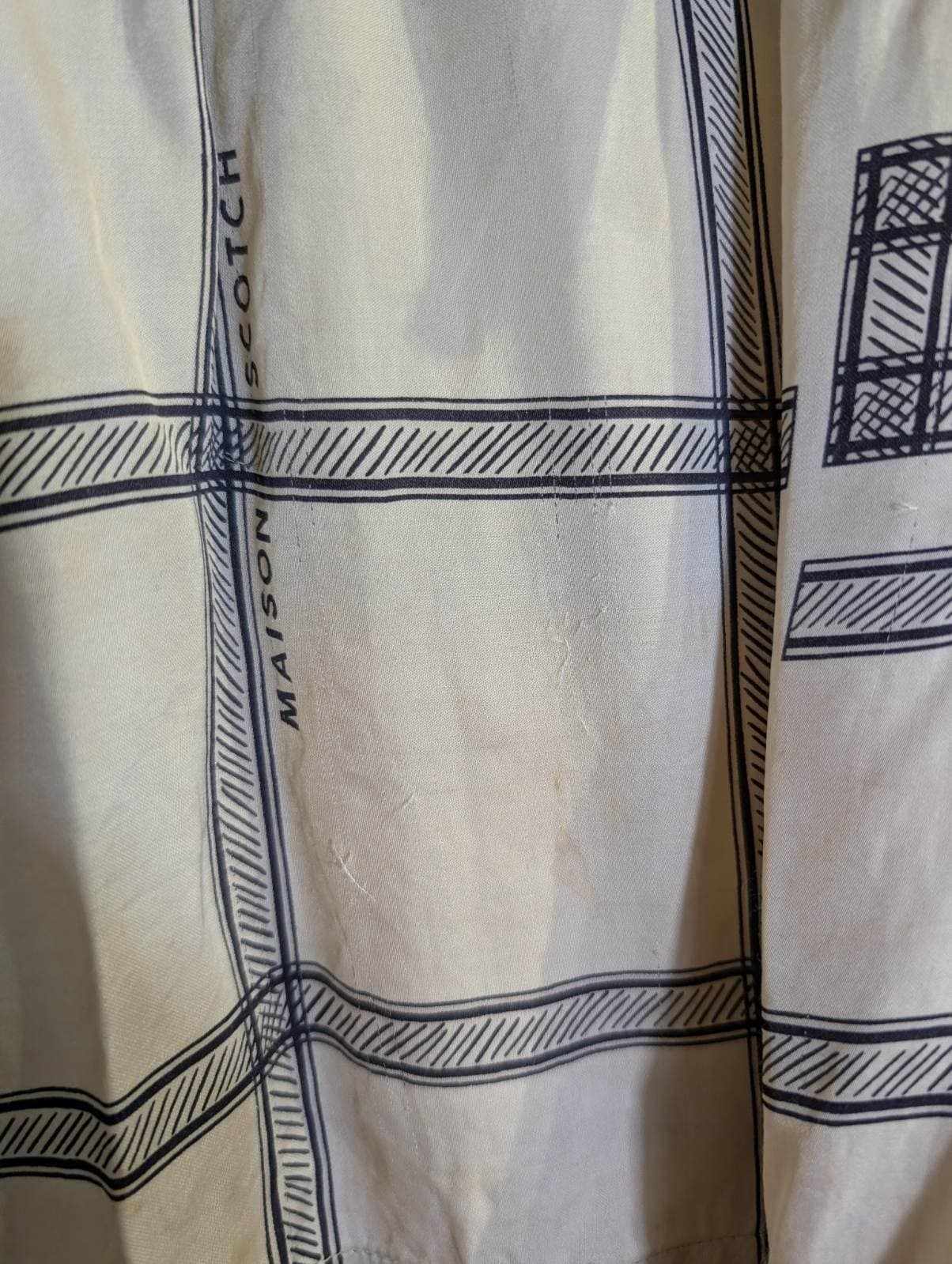 Maison Scotch Plaid Print Elastic Waist Shorts Cream & Black — photo 3 of 10