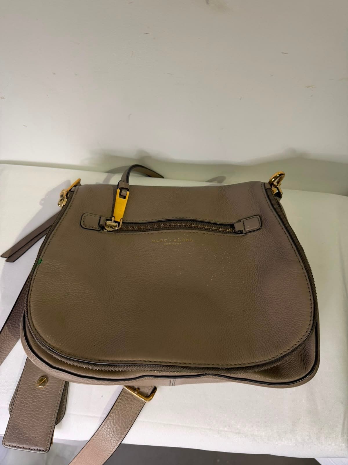 Marc Jacobs Recruit Nomad Crossbody Bag Taupe Leather — photo 3 of 9
