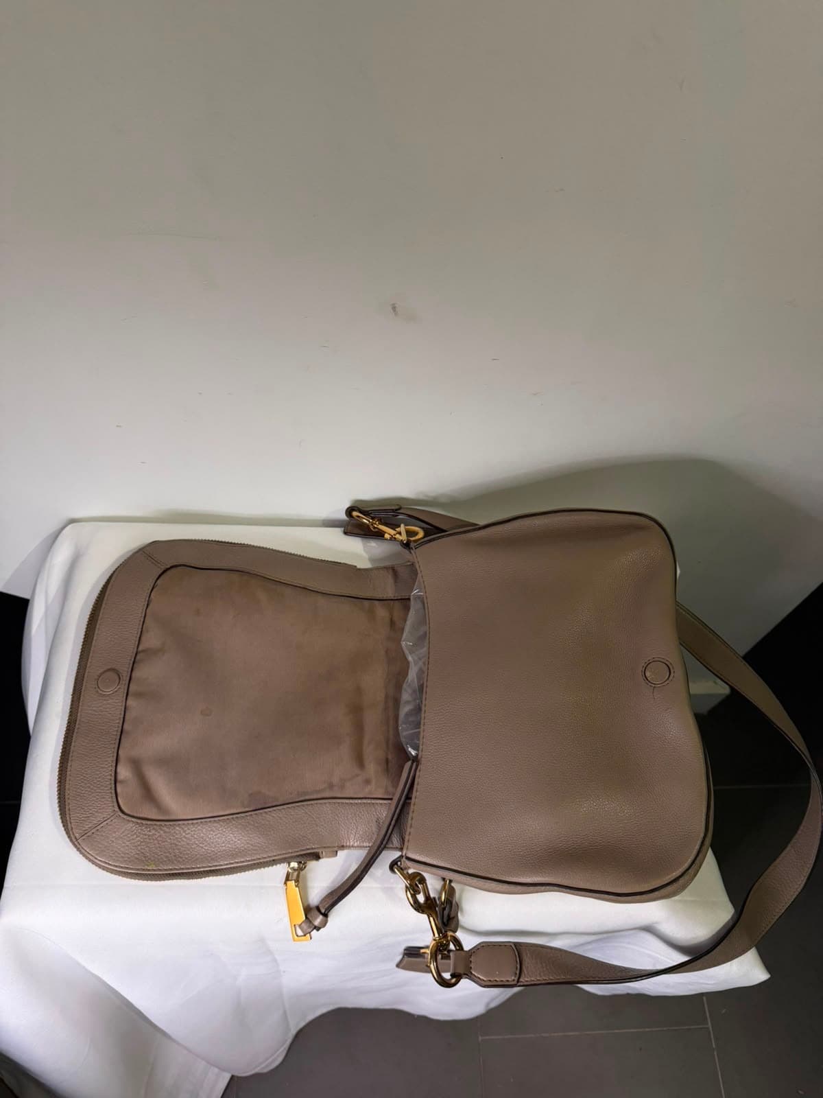 Marc Jacobs Recruit Nomad Crossbody Bag Taupe Leather — photo 8 of 9