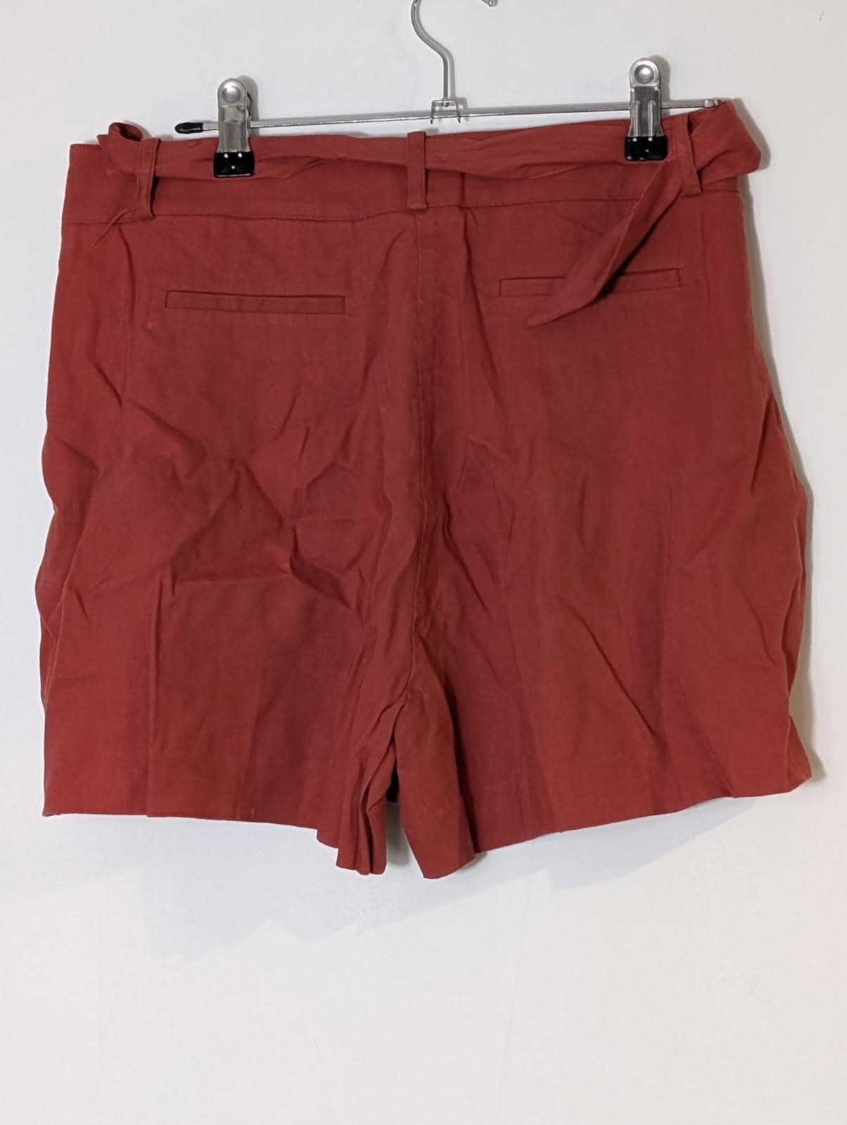Marcs Women's Linen Blend Belted Paperbag Shorts - Rust Red Size 10 — photo 6 of 7