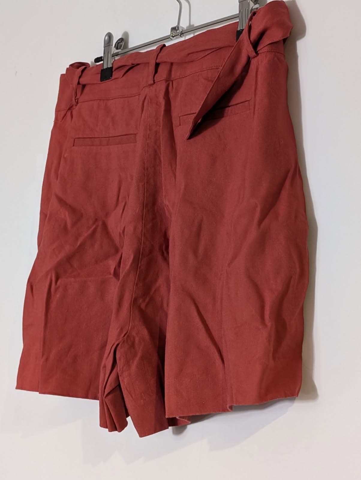 Marcs Women's Linen Blend Belted Paperbag Shorts - Rust Red Size 10 — photo 7 of 7