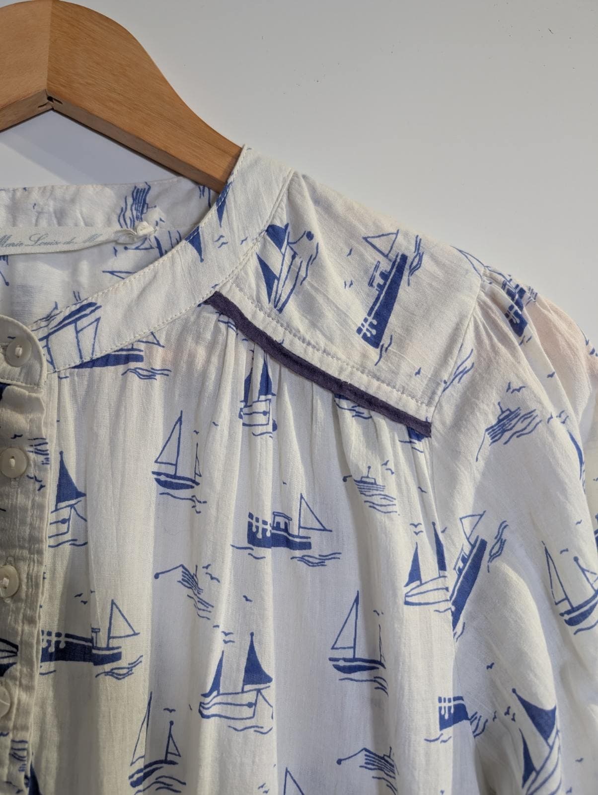 Marie Louise de Mar Sailboat Print Nightshirt White/Blue — photo 9 of 10