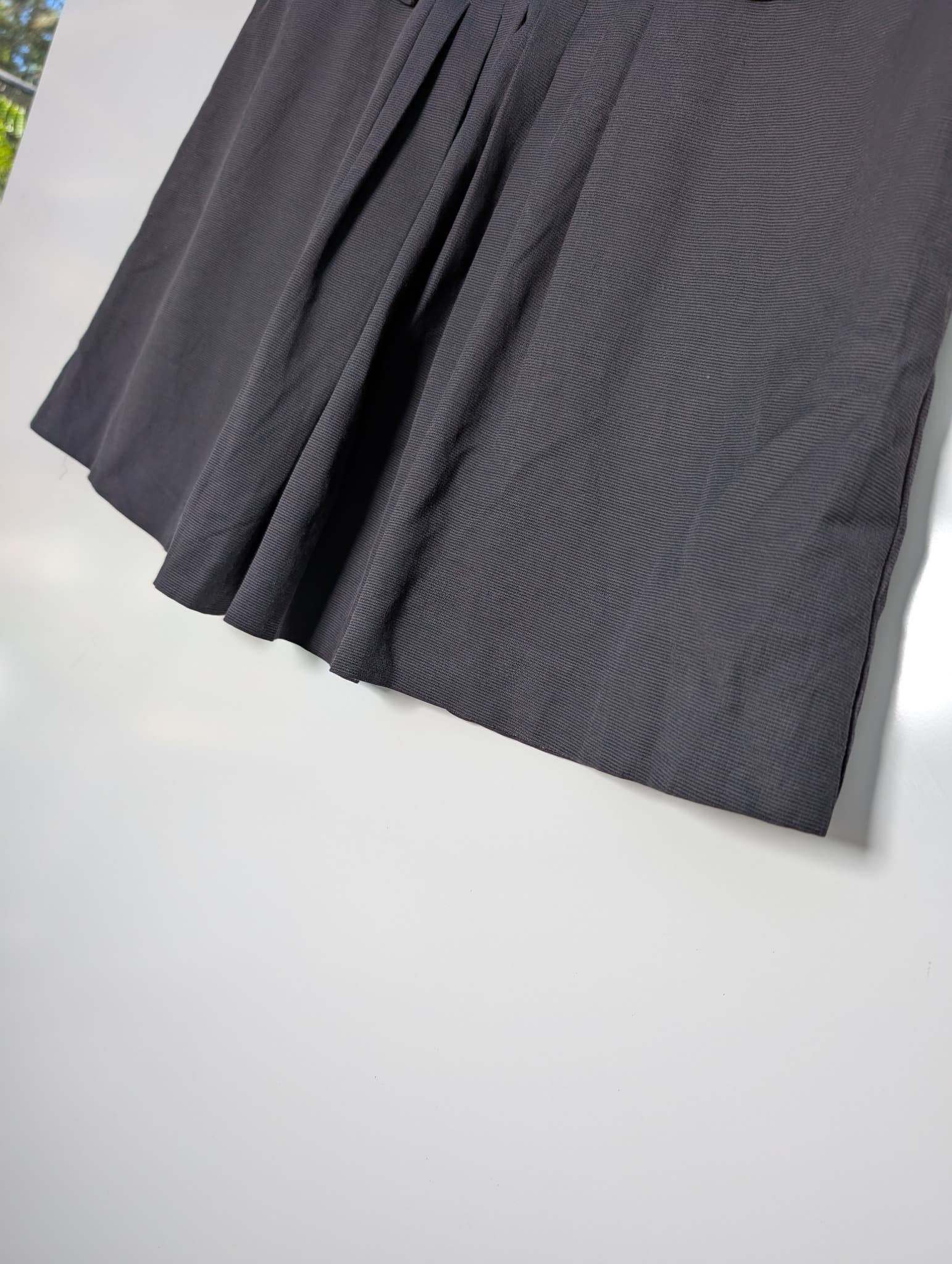 MAX&Co. Pleated Mini Skirt Black UK 12 — photo 3 of 7