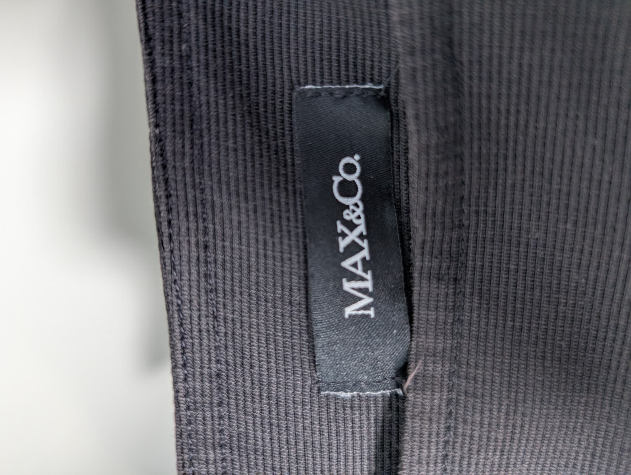 MAX&Co. Pleated Mini Skirt Black UK 12 — photo 5 of 7