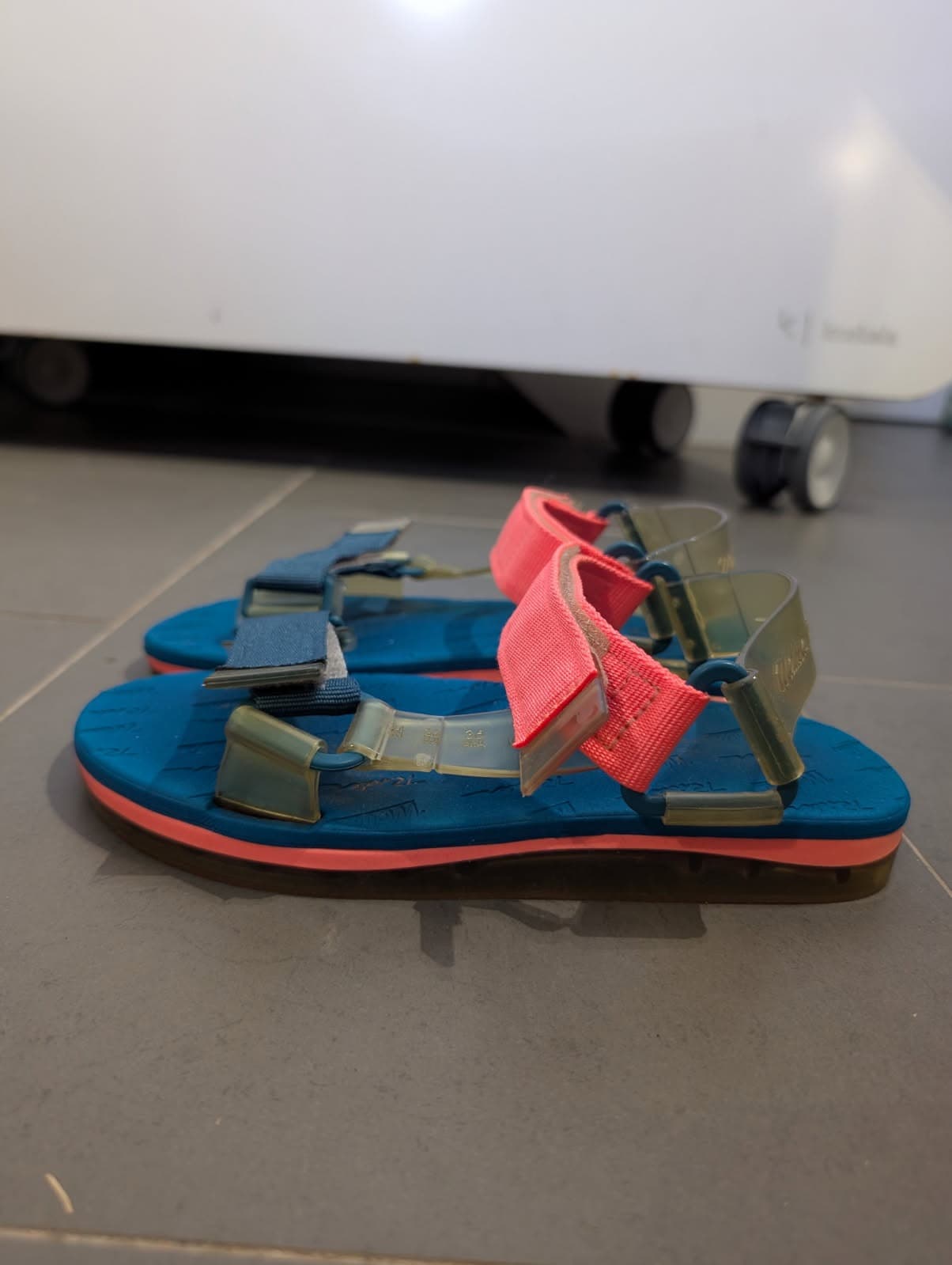 Melissa + Rider Papete Sandals - Blue & Pink Adjustable Straps — photo 3 of 4