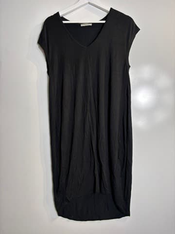 Metalicus Australia V-Neck T-Shirt Dress Black XS/S — photo 4 of 5