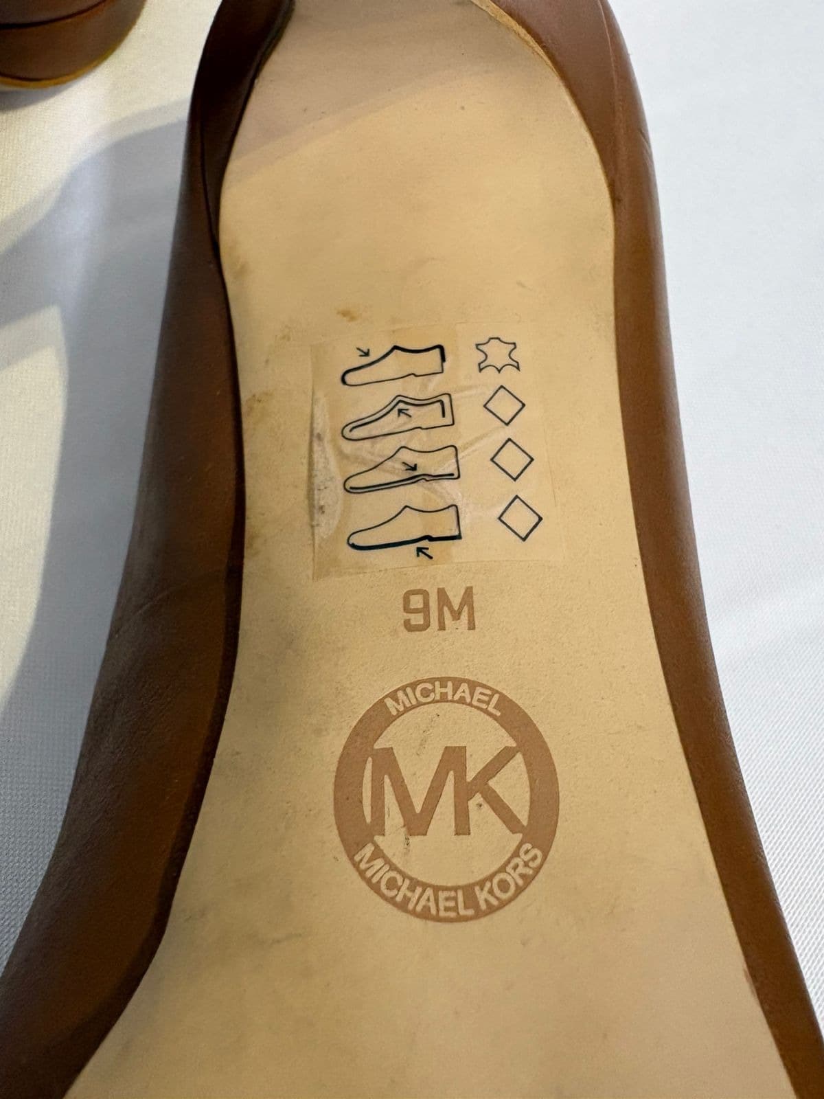 Michael Kors Flex Mid Pump Luggage Leather US 9M — photo 4 of 5