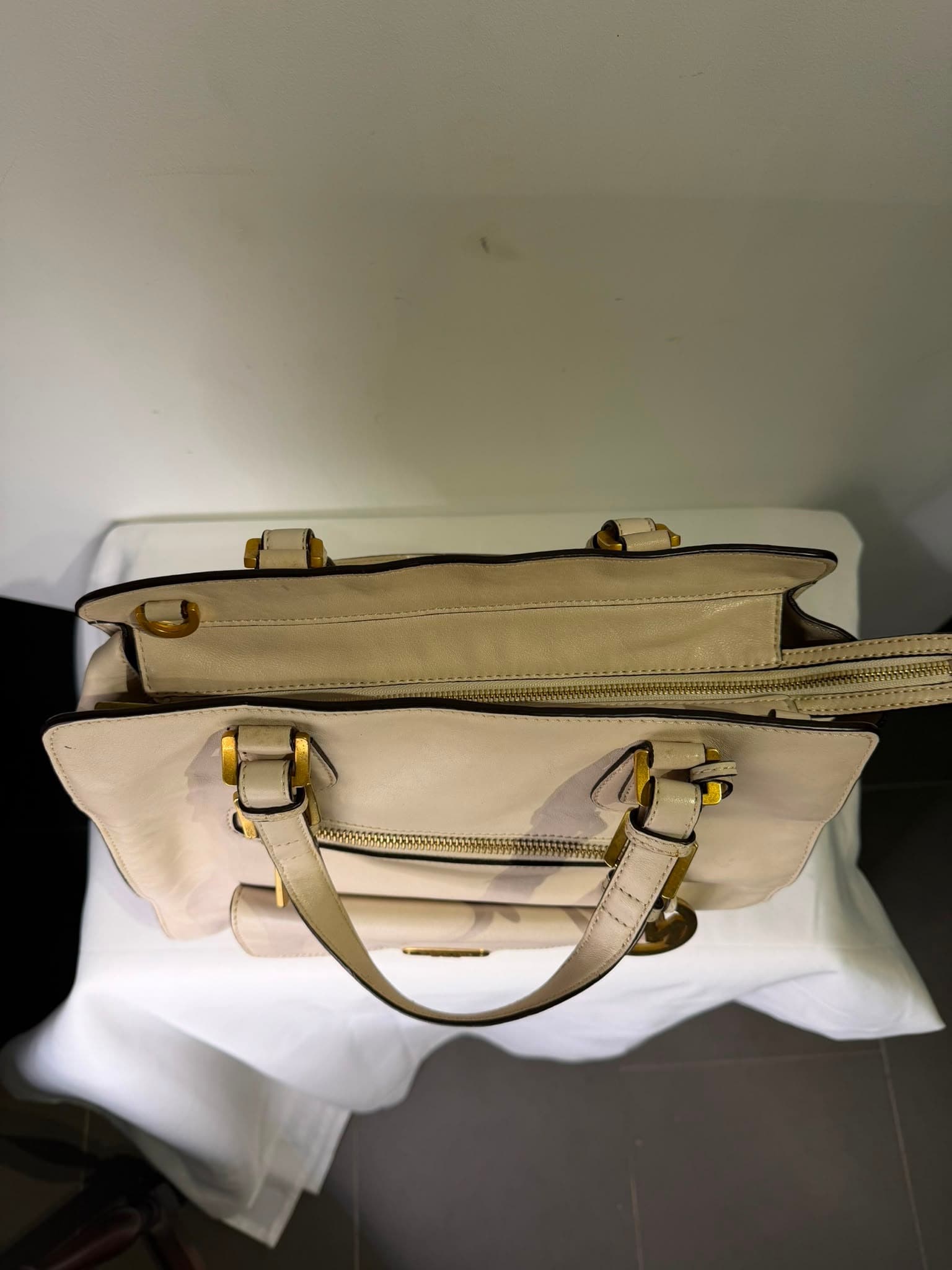 Michael Kors Sutton Medium Satchel Cream Leather Handbag — photo 2 of 7