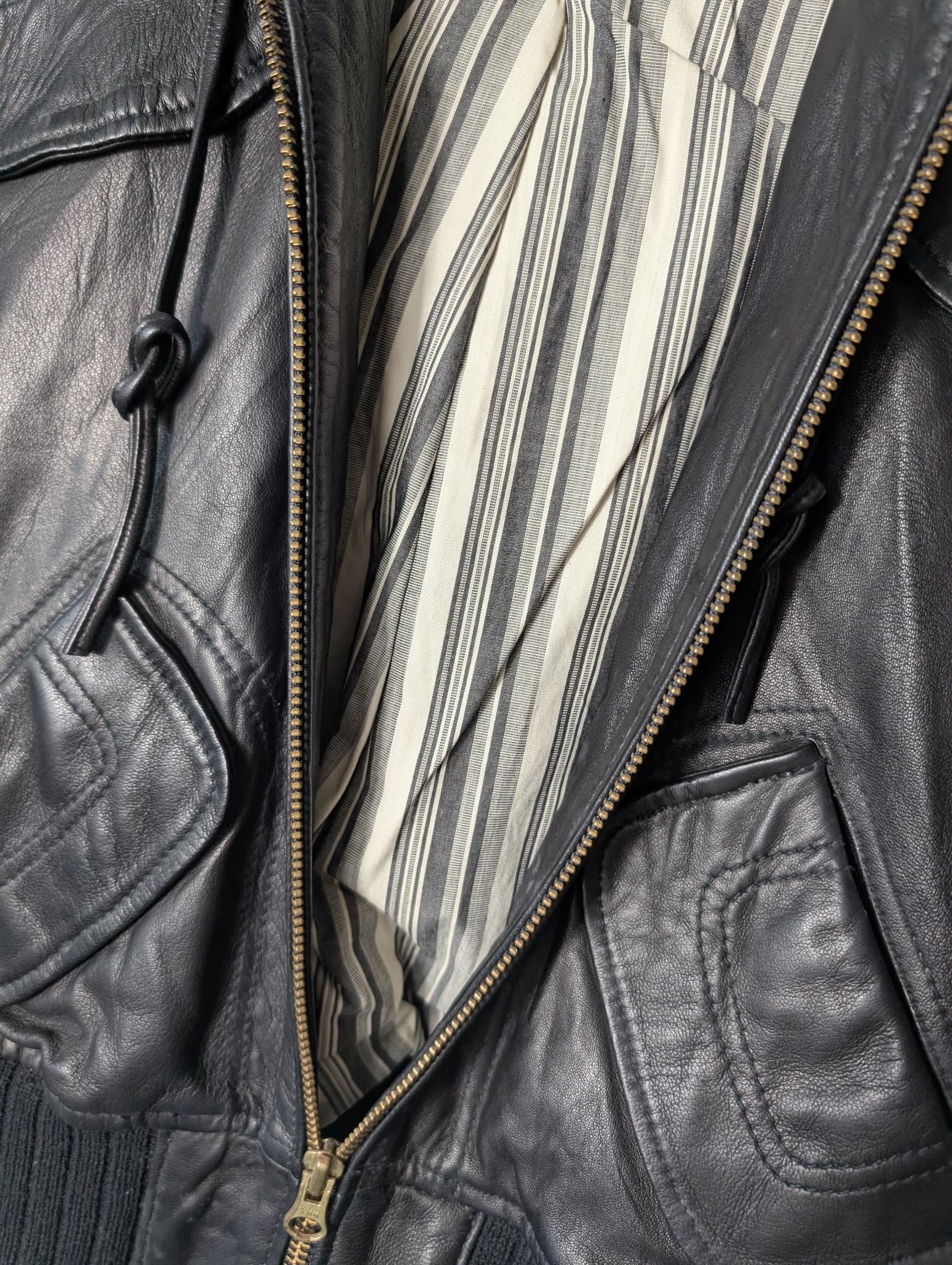 MIKE & CHRIS Leather Hooded Bomber Jacket Black — photo 4 of 4