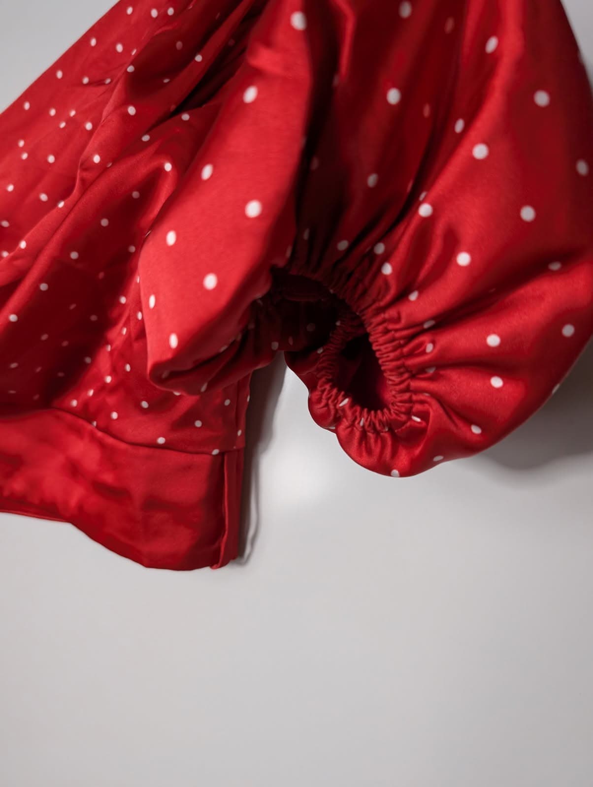 Misha Collection Toria One-Shoulder Puff Sleeve Top Red Polka Dot AU 6 — photo 5 of 6
