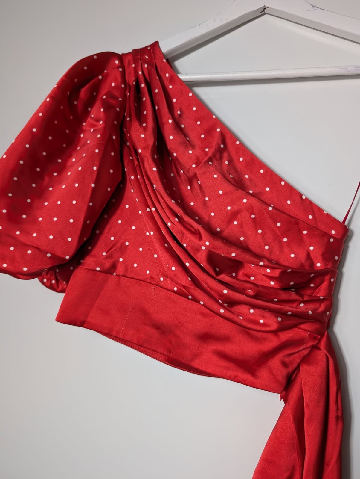 Misha Collection Toria One-Shoulder Puff Sleeve Top Red Polka Dot AU 6 — photo 6 of 6