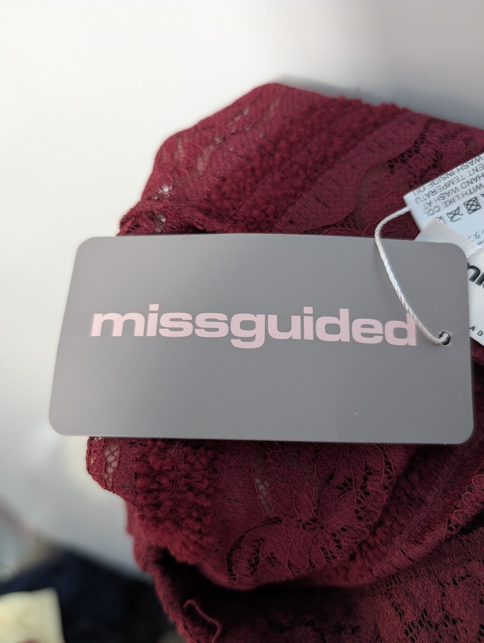 Missguided Lace High-Waisted Ruffled Shorts Burgundy Women's XS — photo 6 of 8