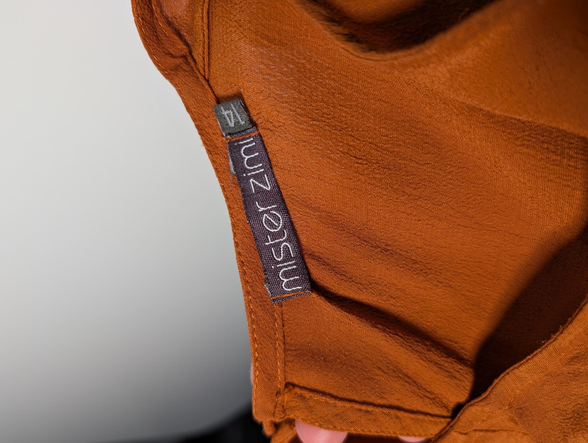 Mister Zimi Sleeveless High-Low Blouse Rust Orange Size 14 — photo 6 of 7