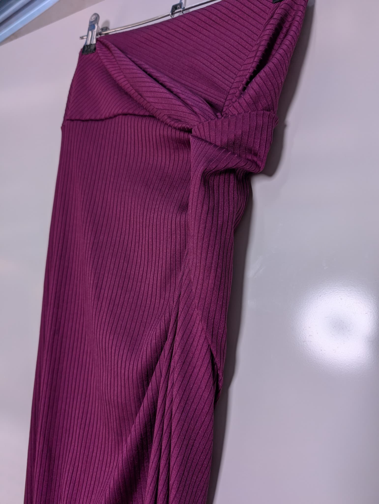 Monday Swimwear Ribbed Knot-Front Midi Skirt Burgundy M/L — photo 2 of 5