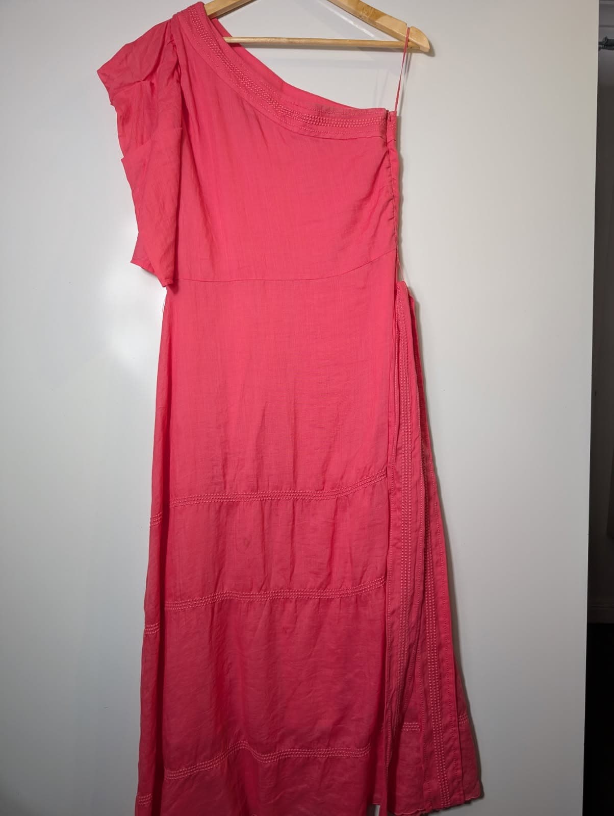 Morrison One-Shoulder Tiered Midi Dress Pink Size 2 — photo 5 of 8