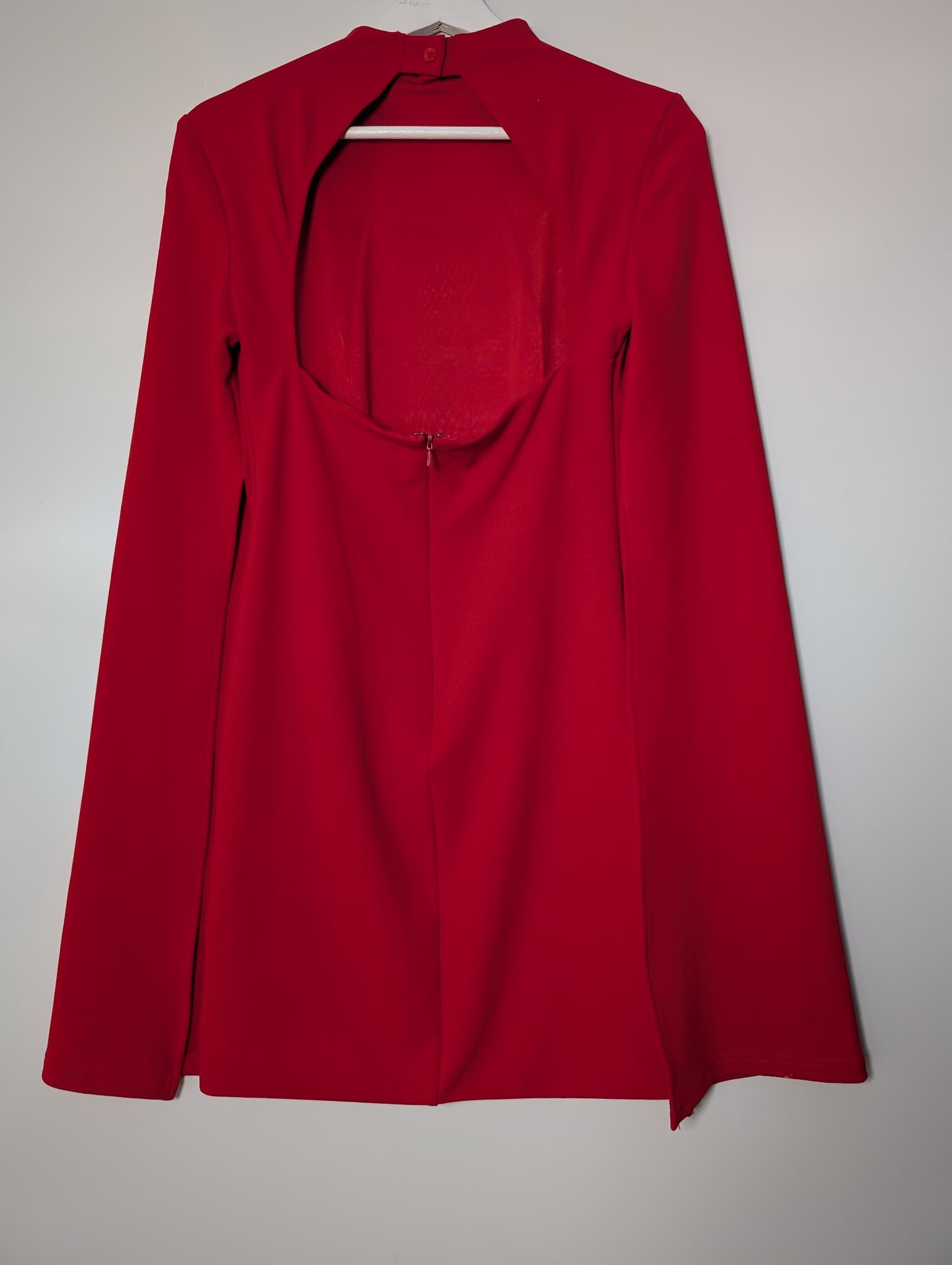 Mossman The Sense of Mystery Dress Red Cape Sleeve Mini AU 8 — photo 5 of 9