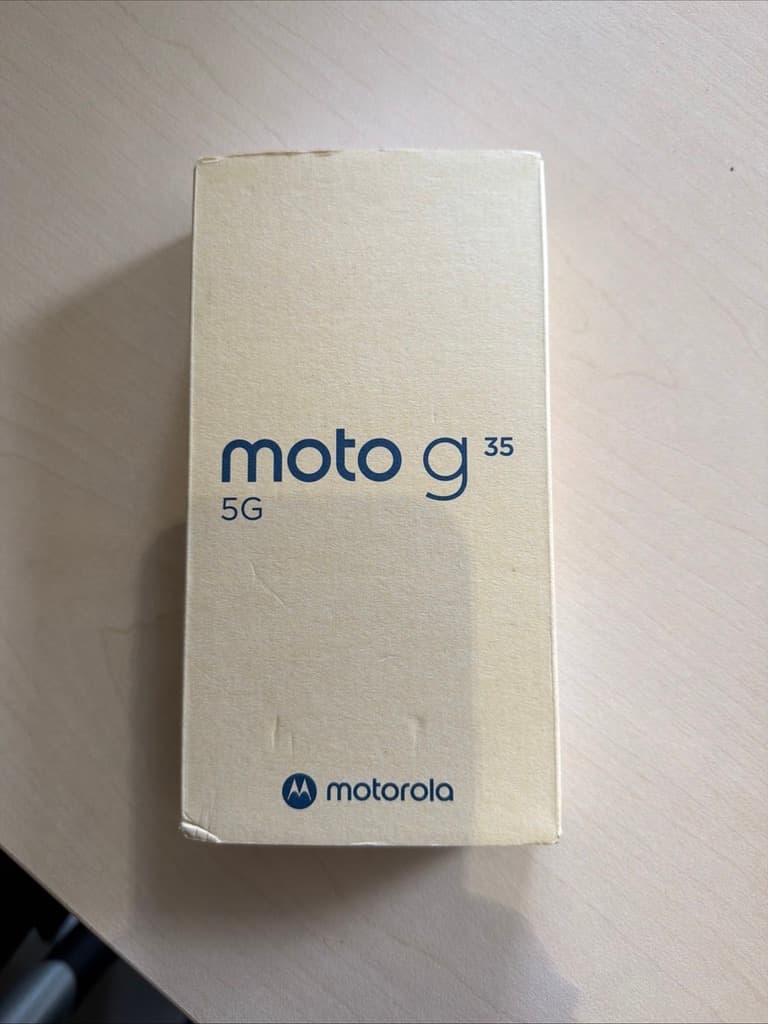 Motorola Moto G35 5G - 128GB Midnight Black Smartphone — photo 5 of 8