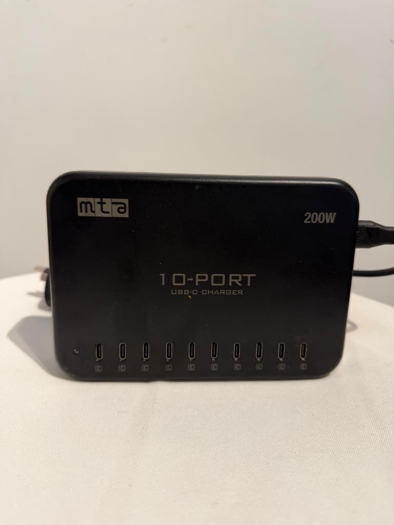 MTA 10-Port 200W USB-C Charging Station Black — photo 2 of 3