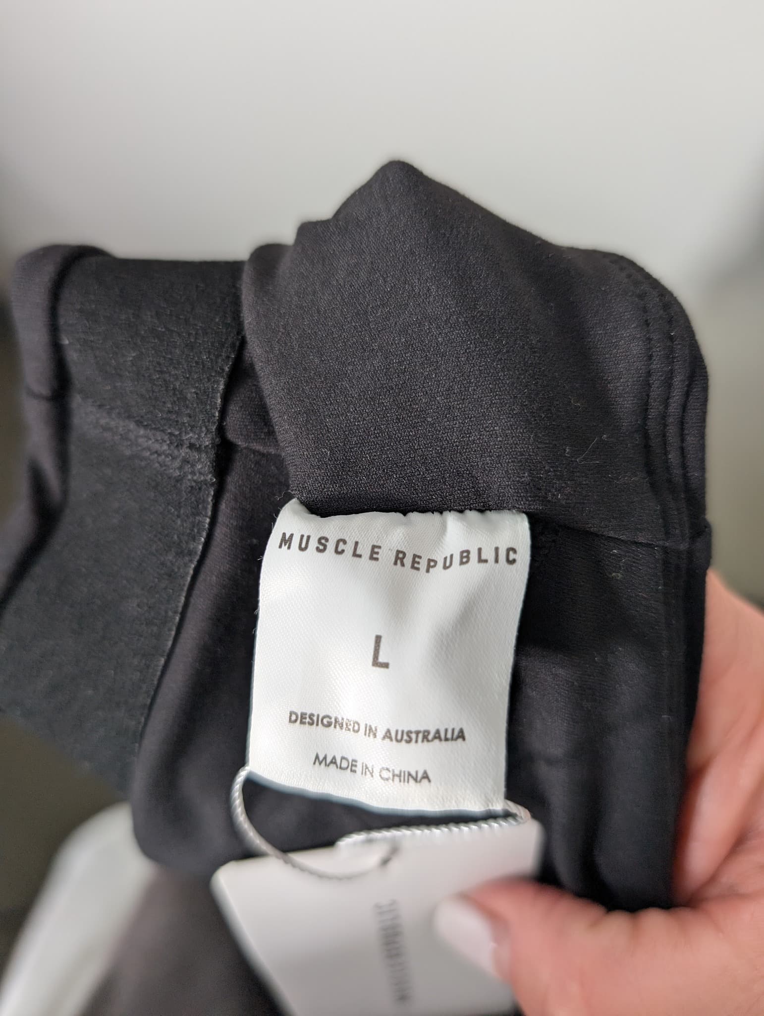 Muscle Republic Motion Racer Back Bra Black Size L — photo 6 of 7