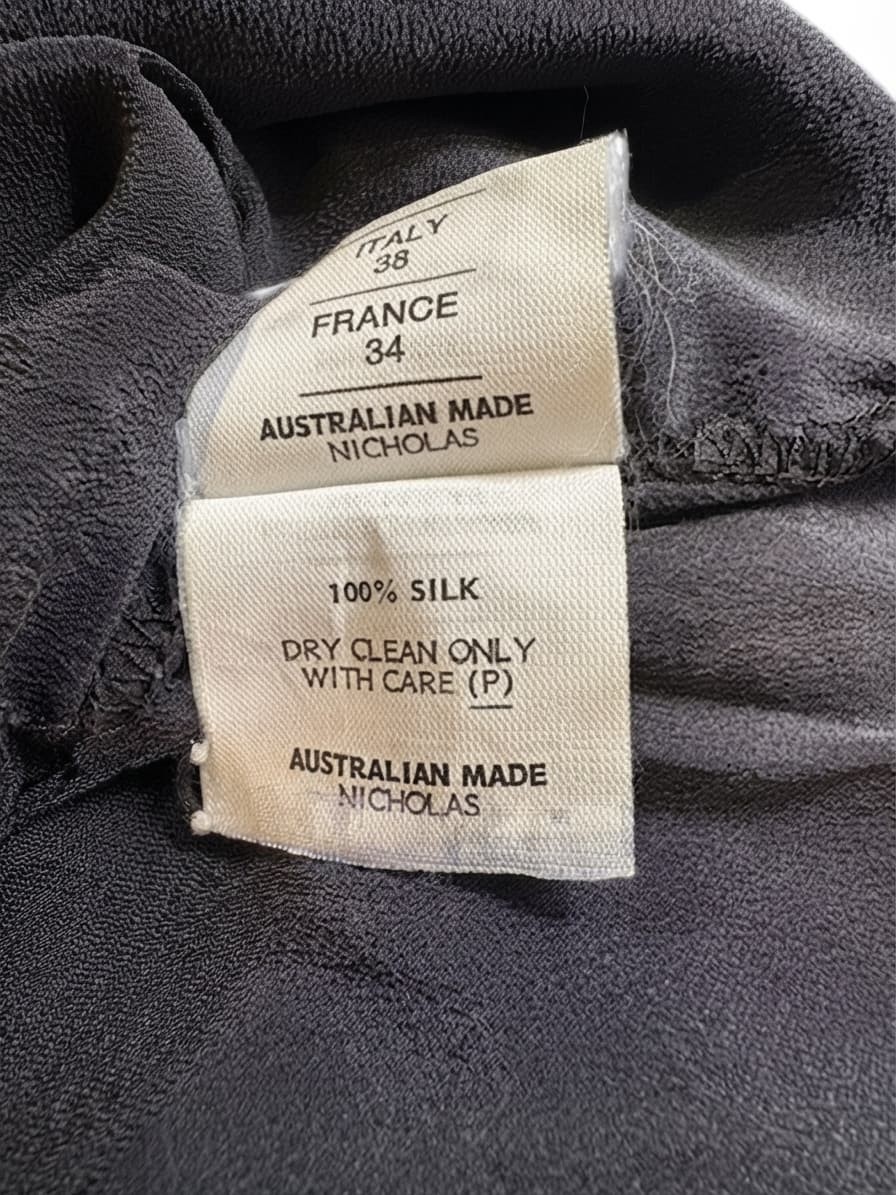 Nicholas Long Sleeve Top 100% Silk Black AUS 6 — photo 2 of 6