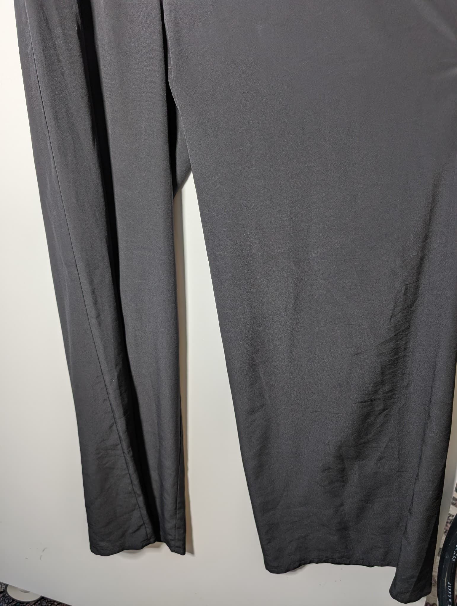 Nicola Finetti Sleeveless Ruffle-Trim Tie-Front Jumpsuit Black Size 14 — photo 3 of 7
