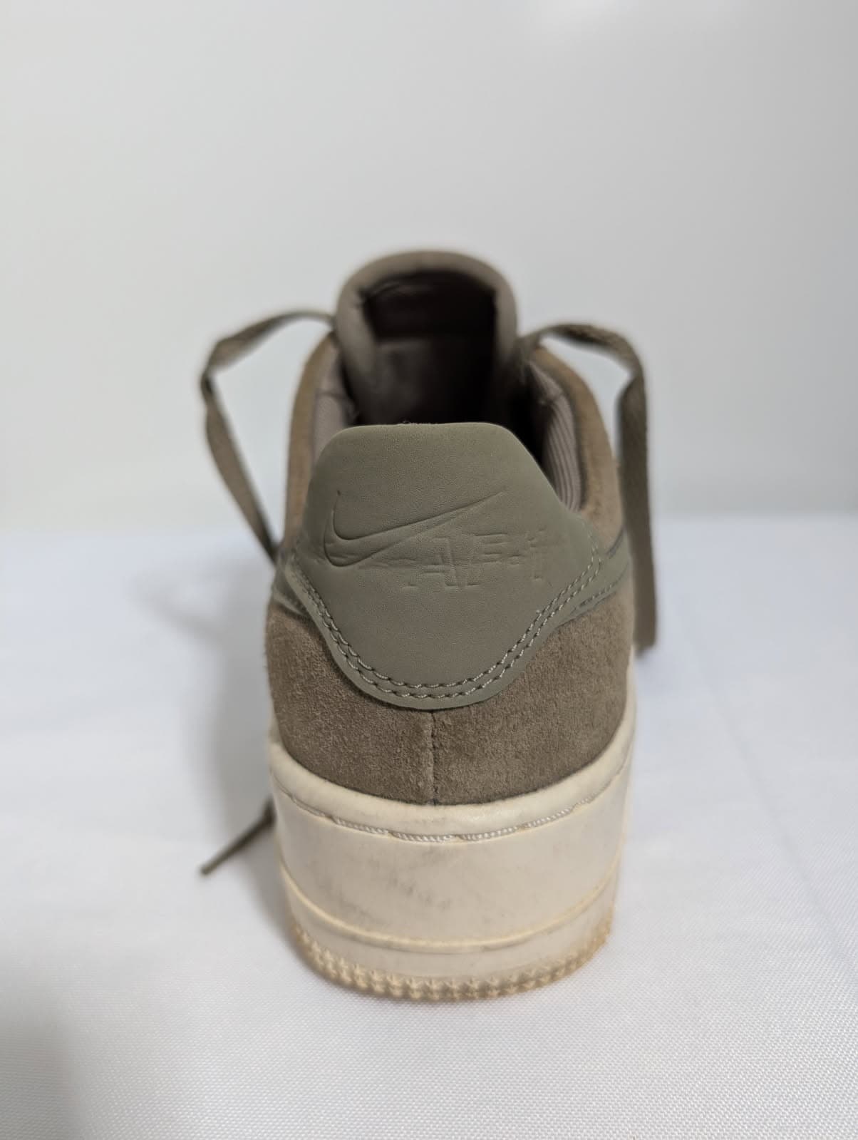 Nike Air Force 1 Sage Low Olive Suede Women's US 7 — photo 7 of 9