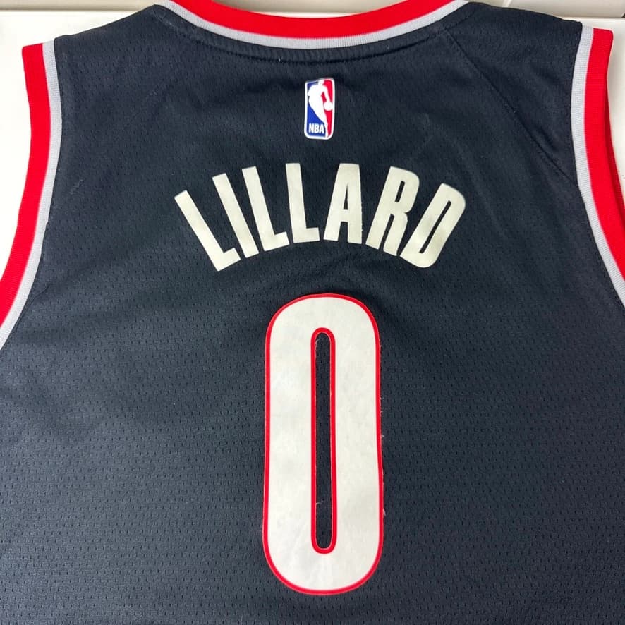 Nike Portland Trail Blazers Damian Lillard #0 Swingman Basketball Jersey — photo 10 of 11