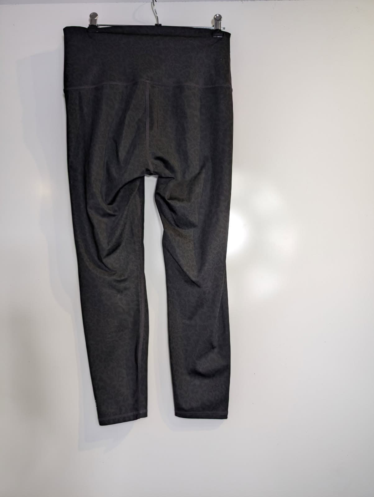 Nimble Activewear High-Rise Leggings Black Leopard Embossed AU 14 — photo 2 of 4