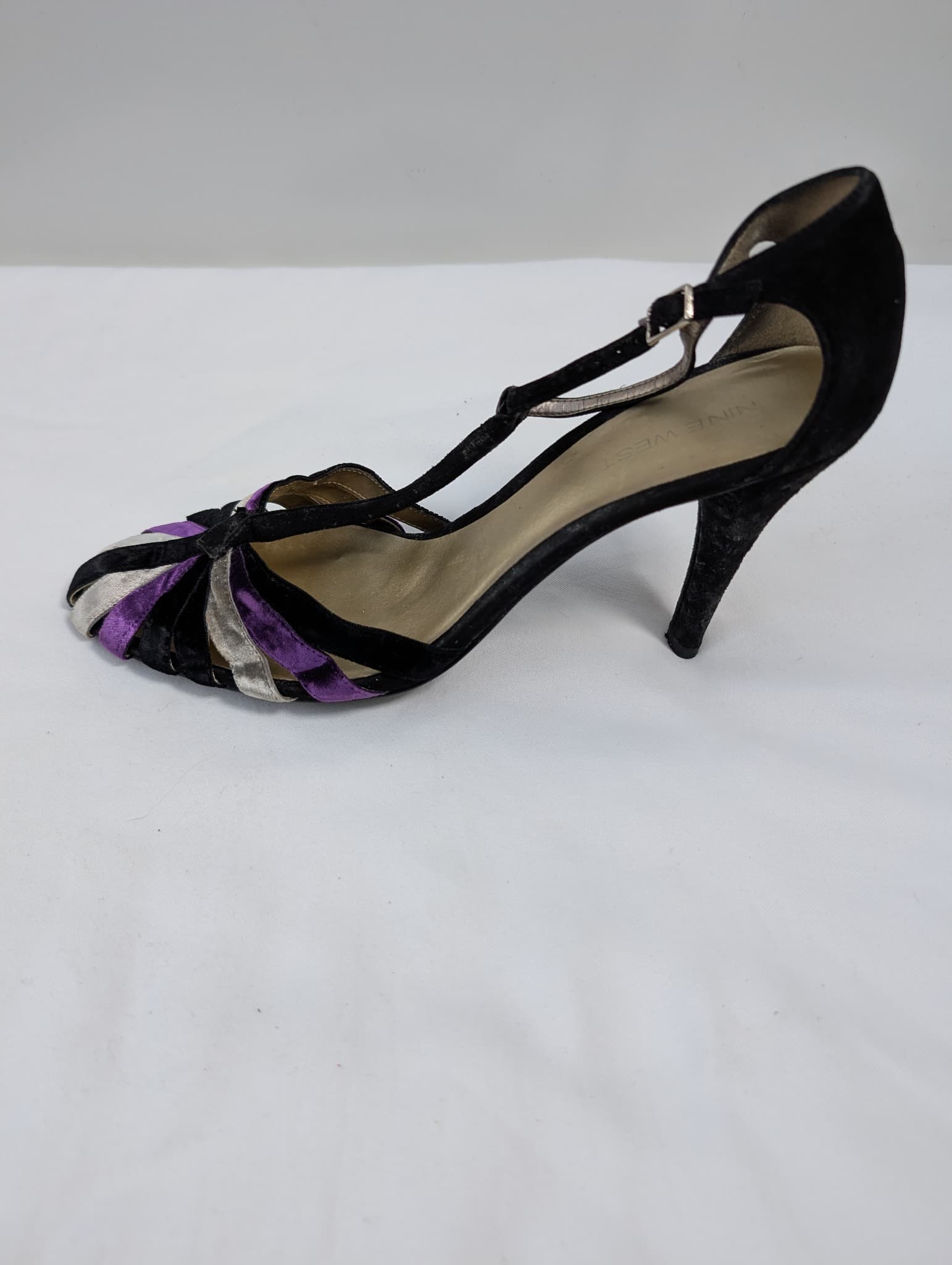 Nine West Velvet T-Strap Evening Heels Black Purple Silver Size 8.5 — photo 3 of 19