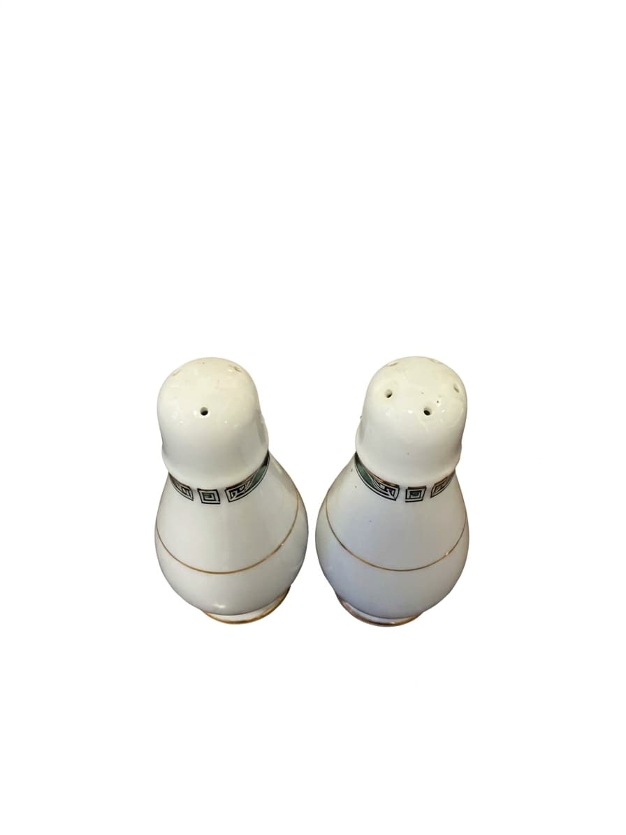 Noritake Salt And Pepper Shakers Legendary Green 4139 — photo 1 of 4