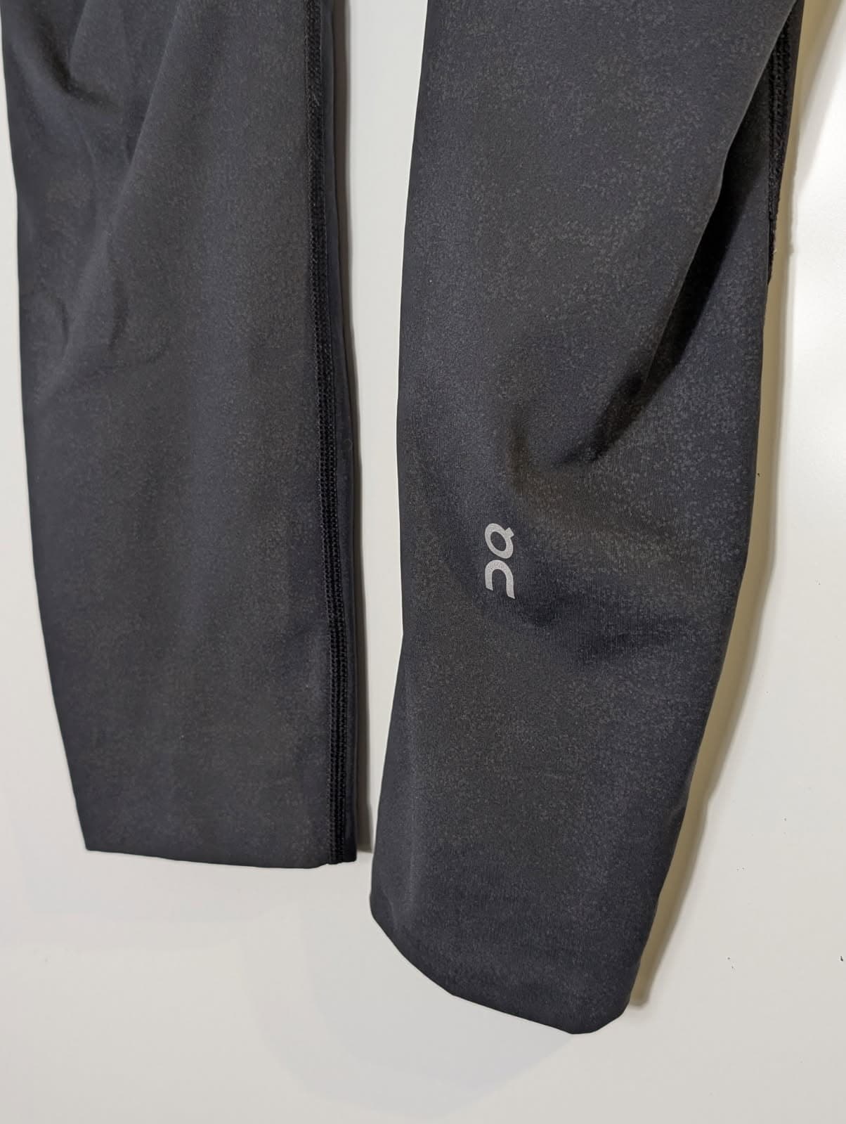 On Running Performance Tights Women's Black 7/8 Leggings Size Large — photo 8 of 9